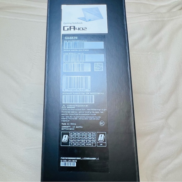 ASUS - ROG Zephyrus G14 14” Gaming Laptop - Moonlight White - SEALED - Picture 4 of 9